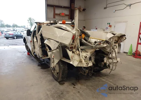 2015 Ford F-250 Xl z USA, uszkodzony, nr VIN 1FD7X2A64FEA54384